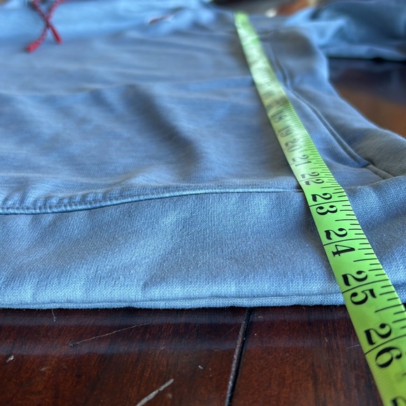 Women’s Under Armour Wisconsin Badger Hoodie - Picture 5 of 6